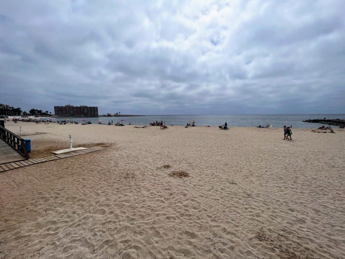 Welcoming Seafront Apartment Tv15 托雷维耶哈 外观 照片
