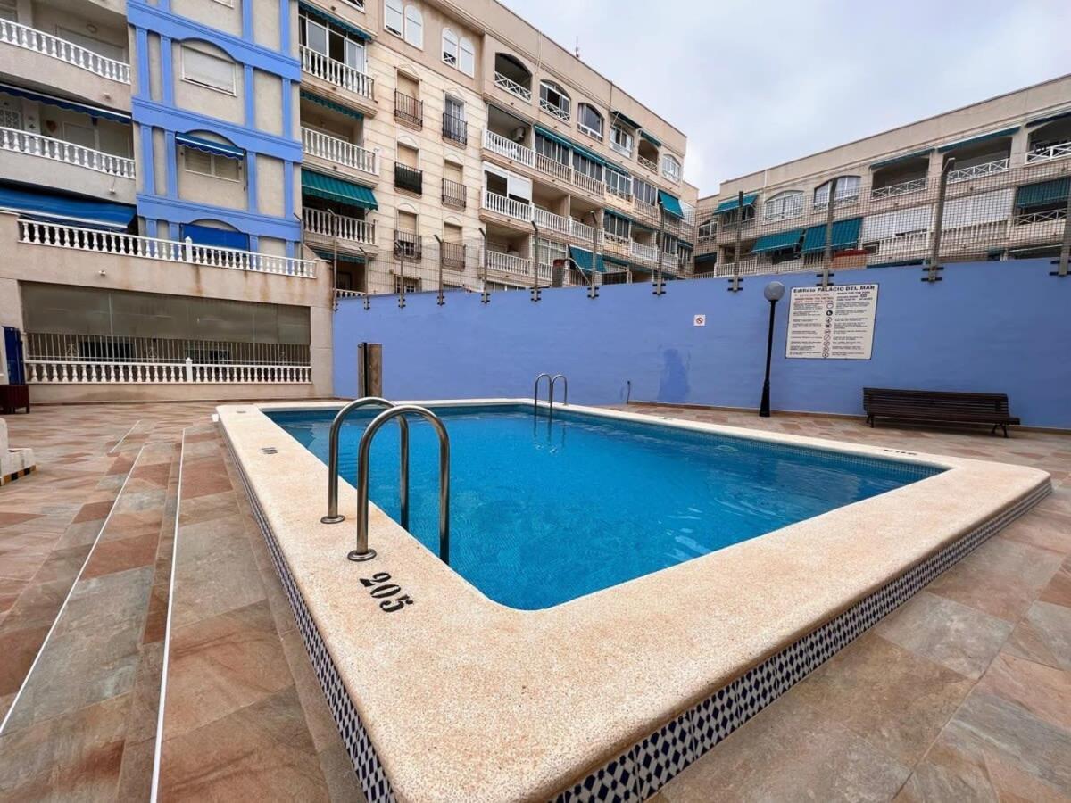 Welcoming Seafront Apartment Tv15 托雷维耶哈 外观 照片